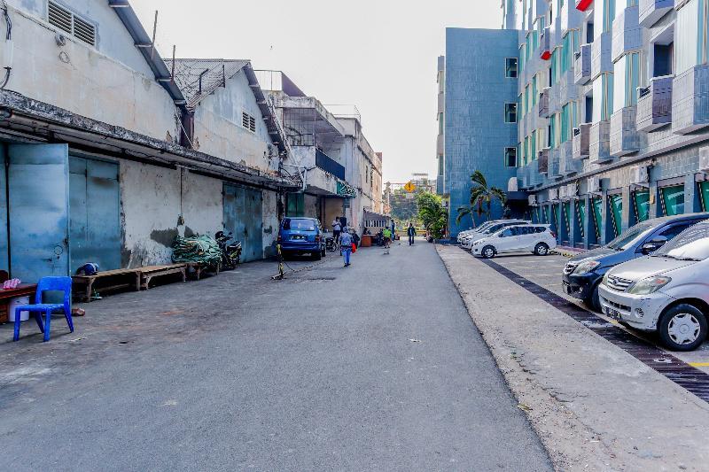 Oyo Townhouse 2 Gunung Sahari Near Rs Hermina Kemayoran Jakarta